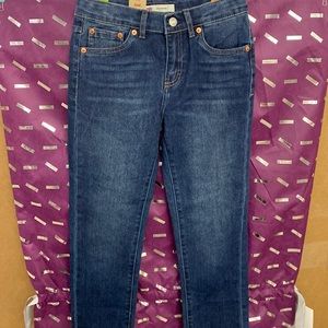 Levi’s NEW WITH TAG GIRL